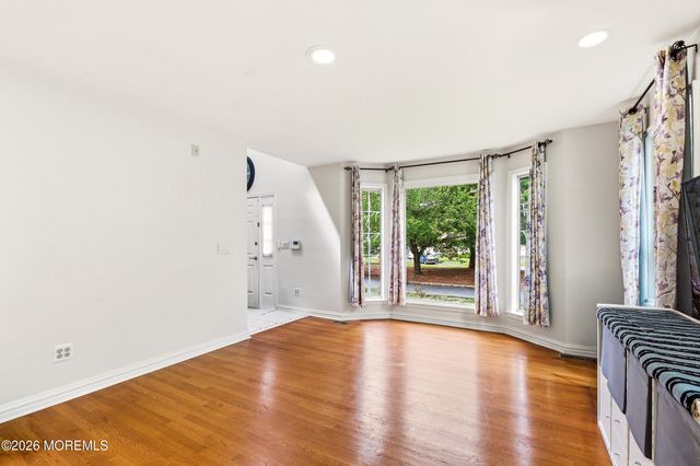 39 Driftwood Drive, Howell, NJ 07731