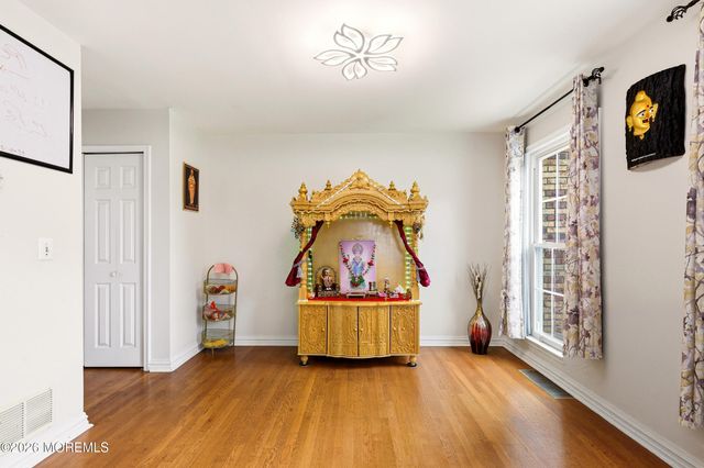 39 Driftwood Drive, Howell, NJ 07731
