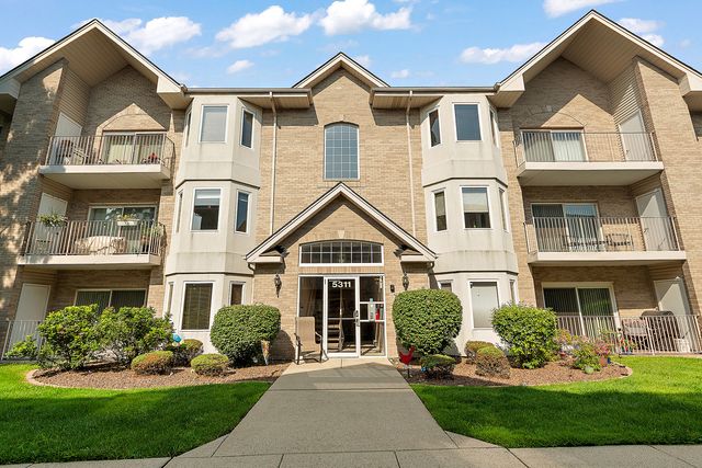 5311 W Mint Julip Drive 301, Alsip, IL 60803