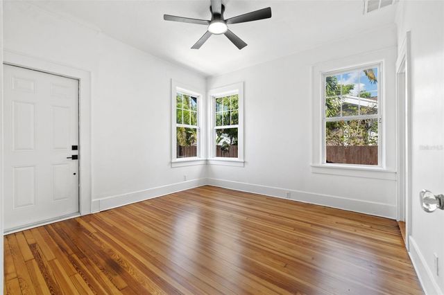 2830 2ND AVENUE N, St Petersburg, FL 33713