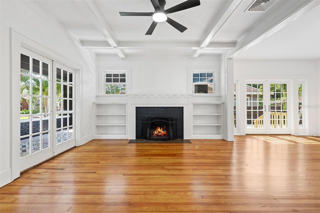 2830 2ND AVENUE N, St Petersburg, FL 33713