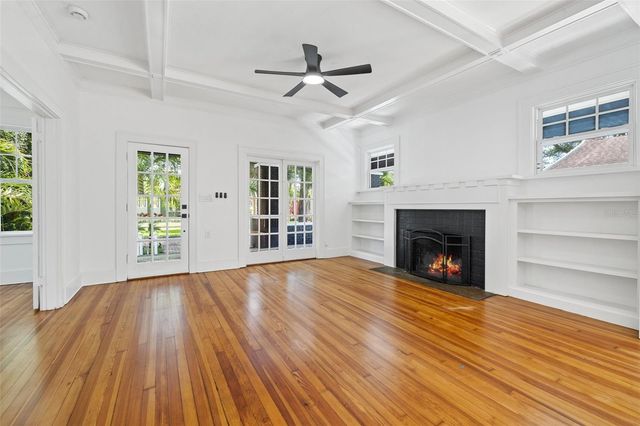 2830 2ND AVENUE N, St Petersburg, FL 33713