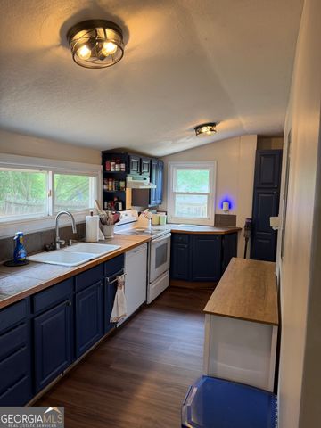 118 Jefferson Street, Valley, AL 36854