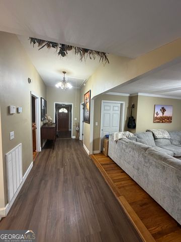 118 Jefferson Street, Valley, AL 36854