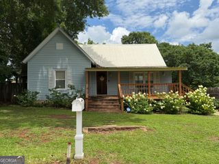 118 Jefferson Street, Valley, AL 36854