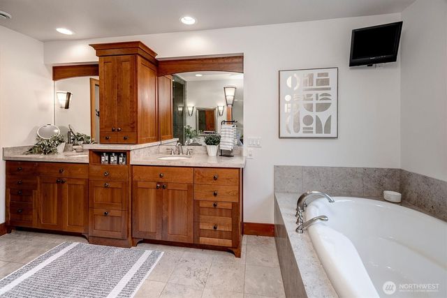 27404 35th Avenue NE, Arlington, WA 98223