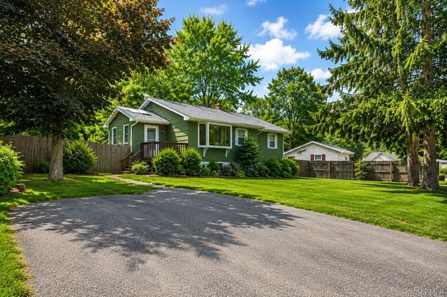 1 Windsor Road, Monroe, NY 10950