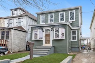 9342 204th Street, Hollis, NY 11423