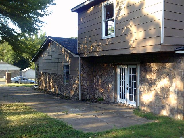 1185 CONNEMARA AVE, Memphis, TN 38109