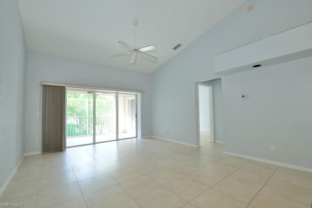 1042 Mainsail DR 823, Naples, FL 34114