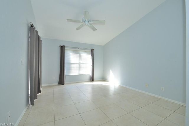 1042 Mainsail DR 823, Naples, FL 34114