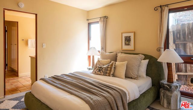 16141 Bayberry Place, Sherman Oaks, CA 91403