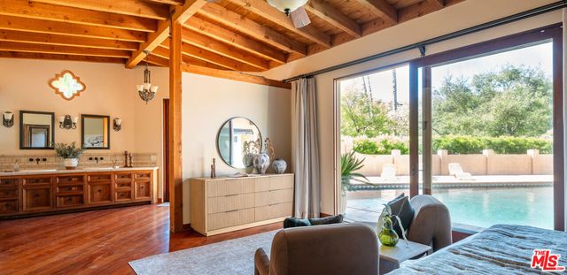 16141 Bayberry Place, Sherman Oaks, CA 91403