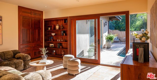 16141 Bayberry Place, Sherman Oaks, CA 91403