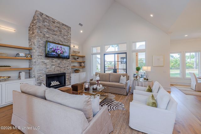 310 Lake Village Drive, Madison, MS 39110