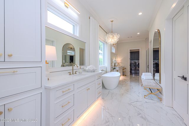 310 Lake Village Drive, Madison, MS 39110