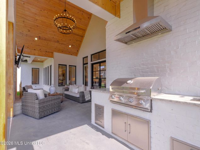 310 Lake Village Drive, Madison, MS 39110