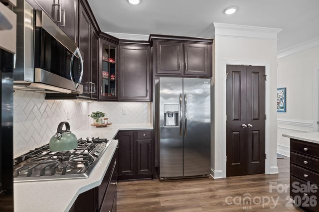 5327 Pembrey Drive, Denver, NC 28037