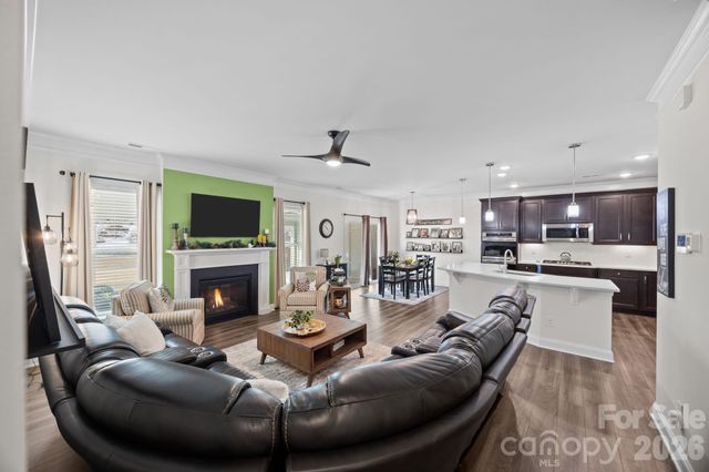 5327 Pembrey Drive, Denver, NC 28037