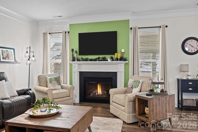 5327 Pembrey Drive, Denver, NC 28037