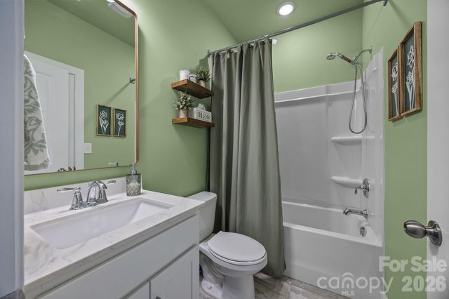 5327 Pembrey Drive, Denver, NC 28037