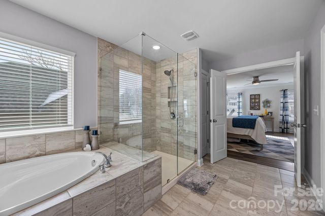 5327 Pembrey Drive, Denver, NC 28037