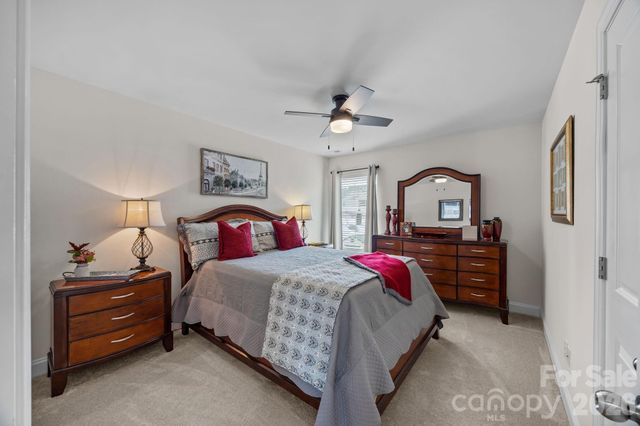 5327 Pembrey Drive, Denver, NC 28037