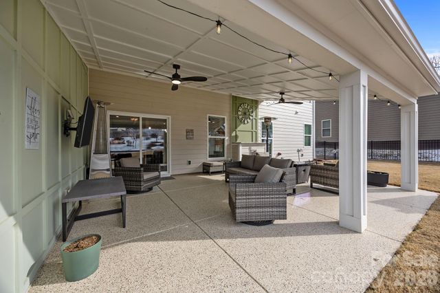 5327 Pembrey Drive, Denver, NC 28037