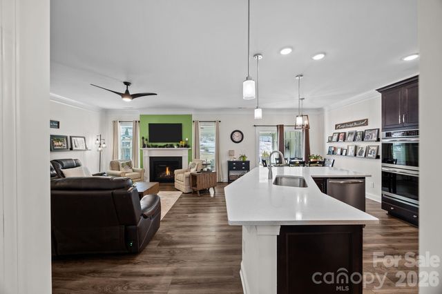 5327 Pembrey Drive, Denver, NC 28037