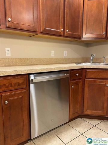 4138 Walter Road, Bethlehem Twp, PA 18020