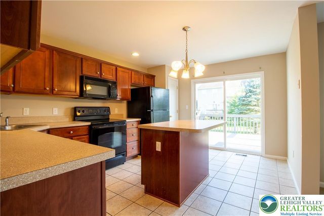 4138 Walter Road, Bethlehem Twp, PA 18020