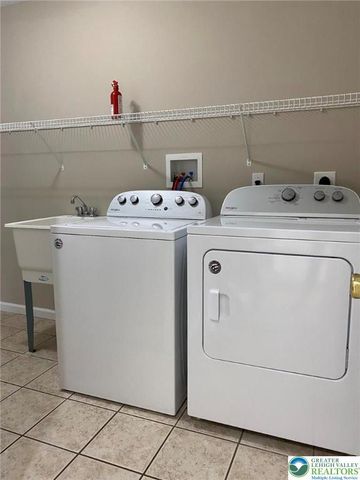 4138 Walter Road, Bethlehem Twp, PA 18020