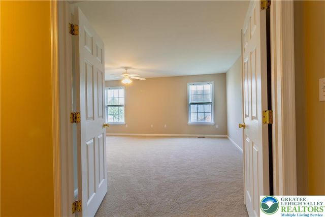 4138 Walter Road, Bethlehem Twp, PA 18020