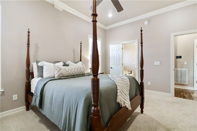 4869 Lavendon Place, Fayetteville, AR 72764