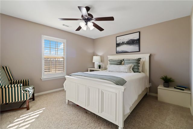 4869 Lavendon Place, Fayetteville, AR 72764