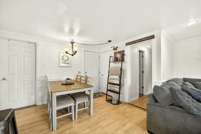 1702 SW Bridge Street, Grants Pass, OR 97526