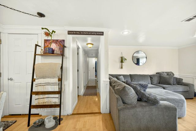 1702 SW Bridge Street, Grants Pass, OR 97526