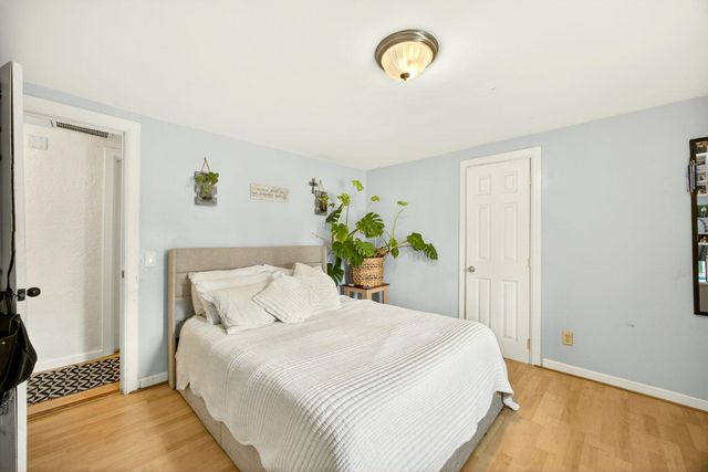 1702 SW Bridge Street, Grants Pass, OR 97526