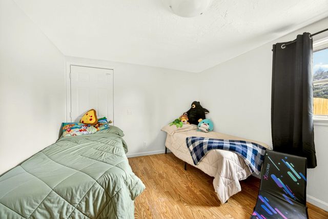 1702 SW Bridge Street, Grants Pass, OR 97526