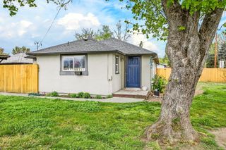 1702 SW Bridge Street, Grants Pass, OR 97526