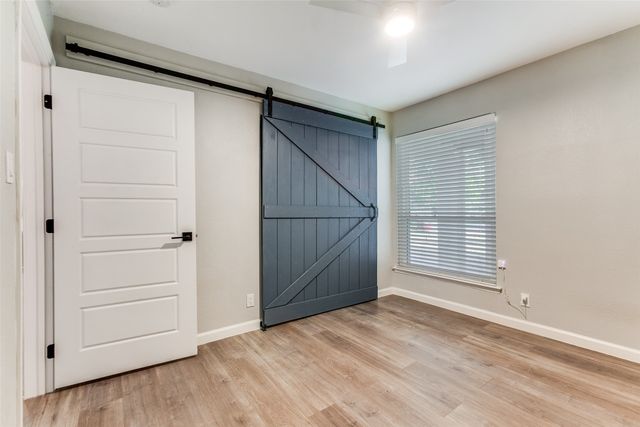 3105 Wildflower Drive, Dallas, TX 75229