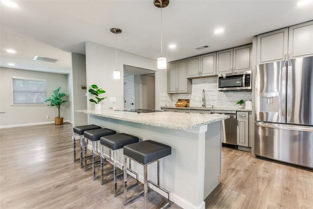 3105 Wildflower Drive, Dallas, TX 75229