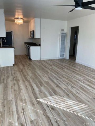 140 4th Street C, Del Mar, CA 92014