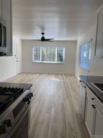 140 4th Street C, Del Mar, CA 92014