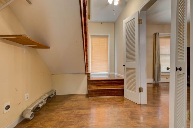 1920 Brent Street, Paris, KY 40361