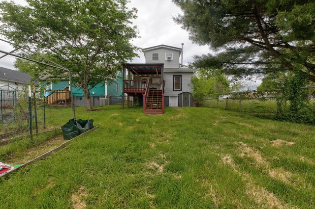 1920 Brent Street, Paris, KY 40361