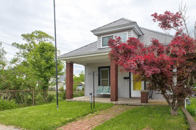 1920 Brent Street, Paris, KY 40361