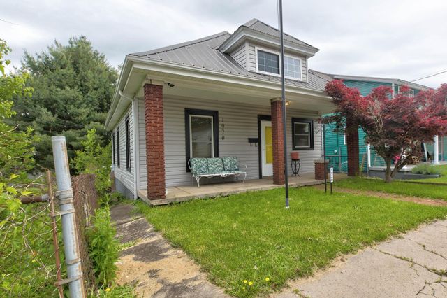 1920 Brent Street, Paris, KY 40361