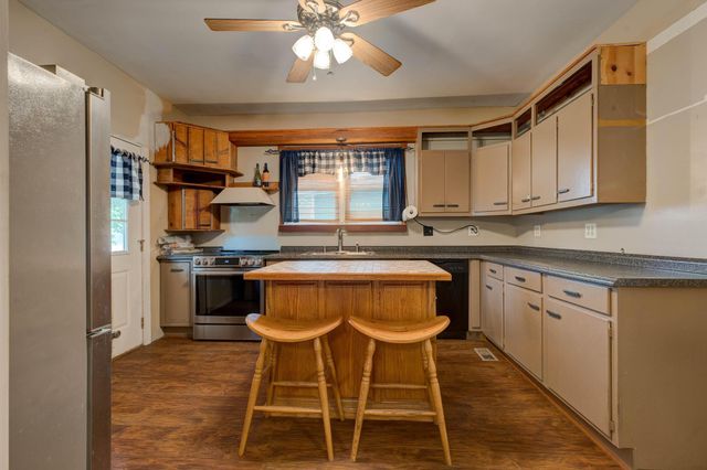 1920 Brent Street, Paris, KY 40361