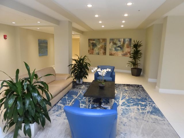 3912 S Ocean Boulevard, Highland Beach, FL 33487